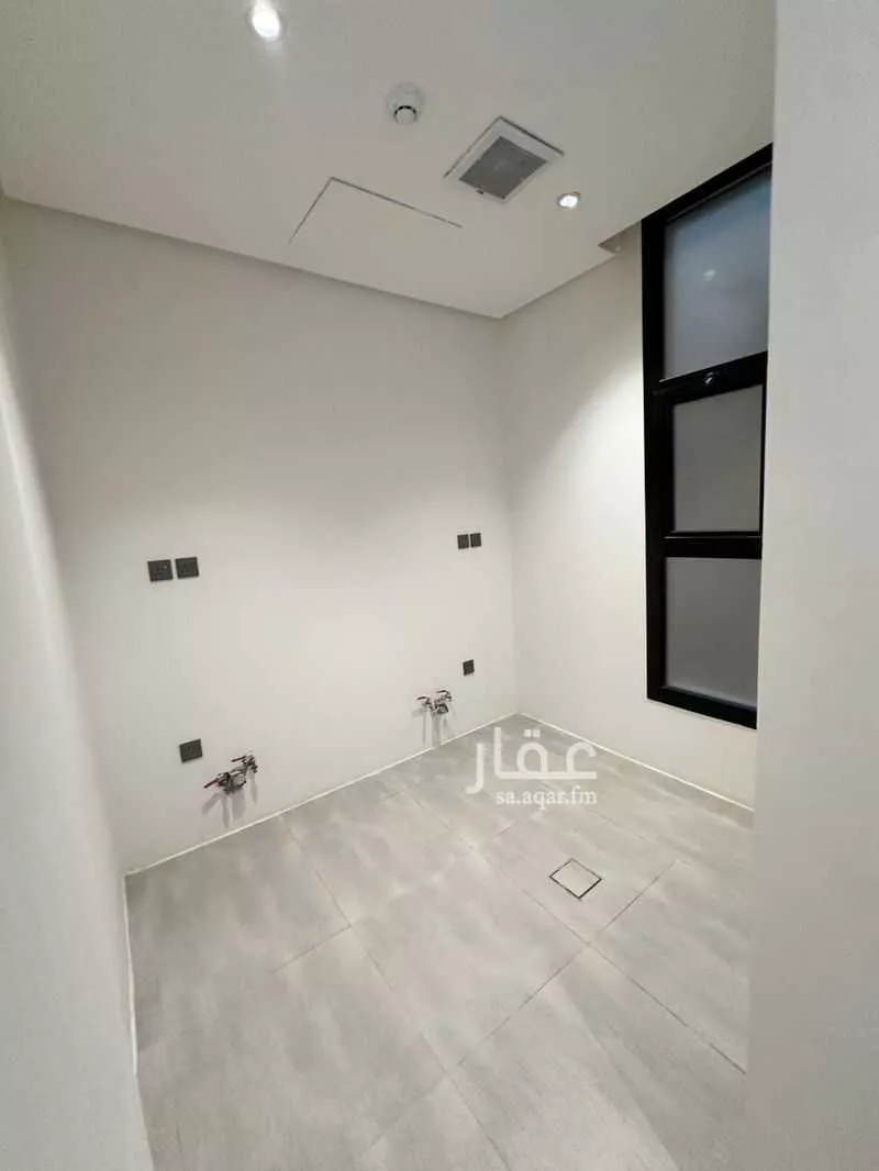3 bedroom apartment in Al Malqa 7
