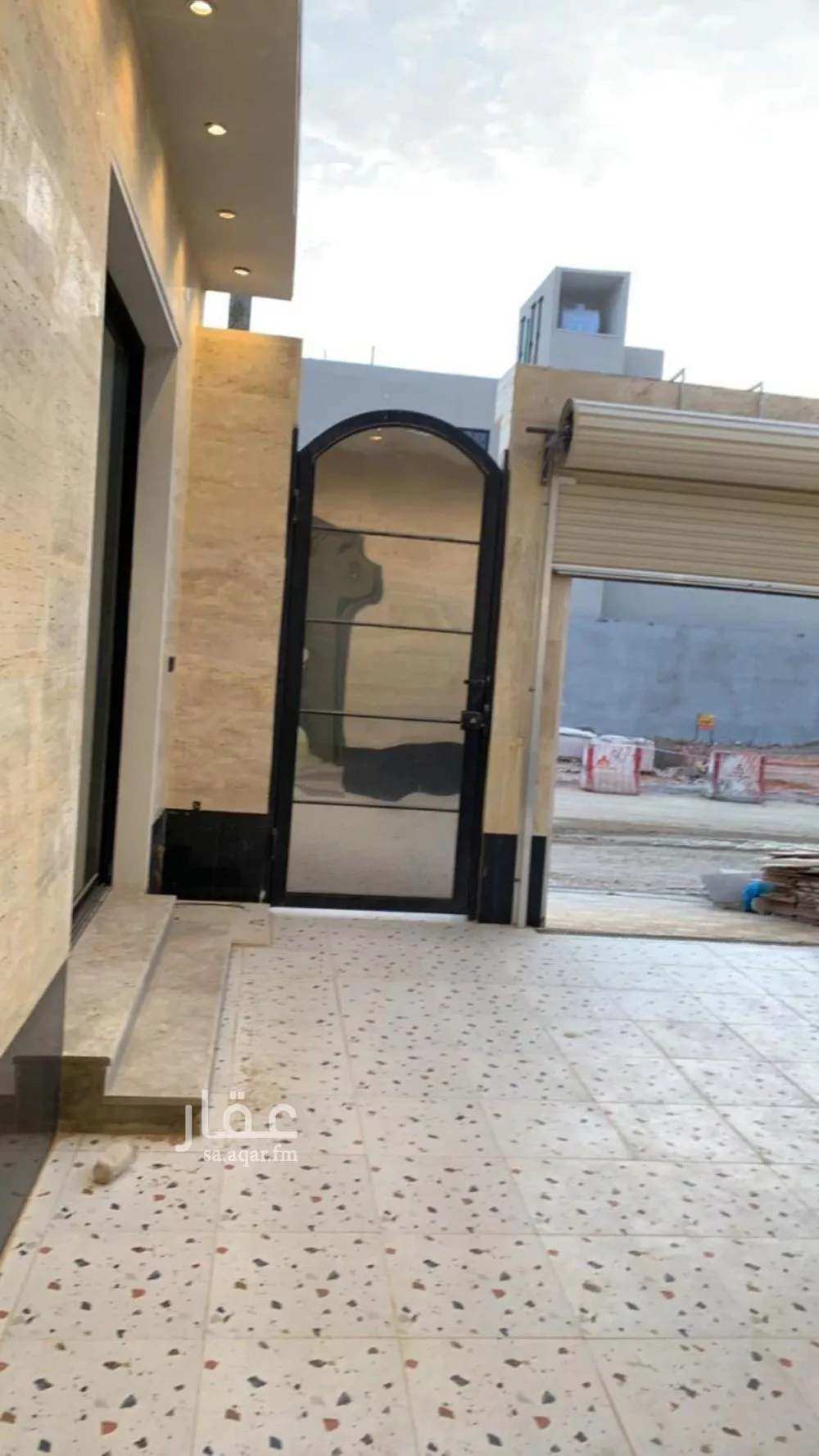 فيلا 5 غرف في الجنادرية 8