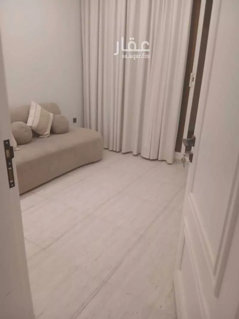 3 bedroom apartment in Al Malqa 2