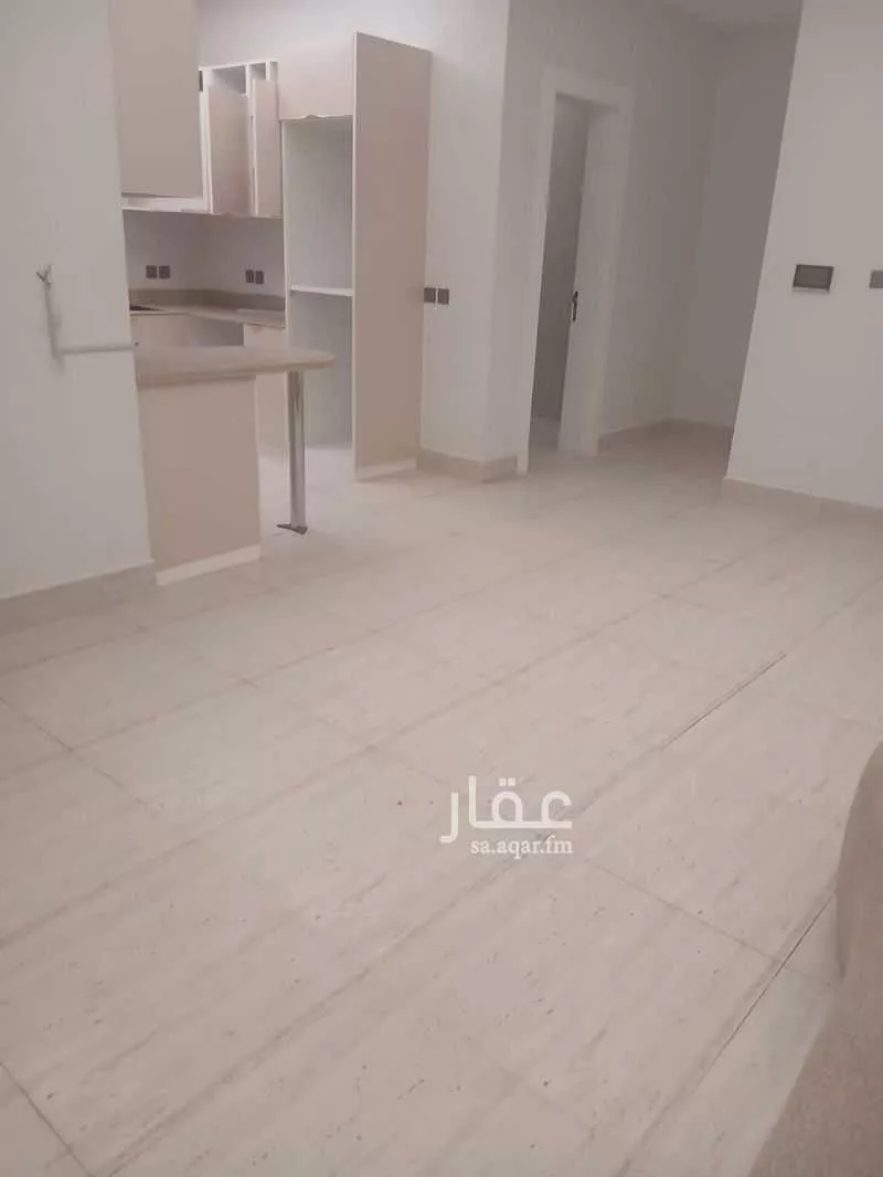 3 bedroom apartment in Al Malqa 5
