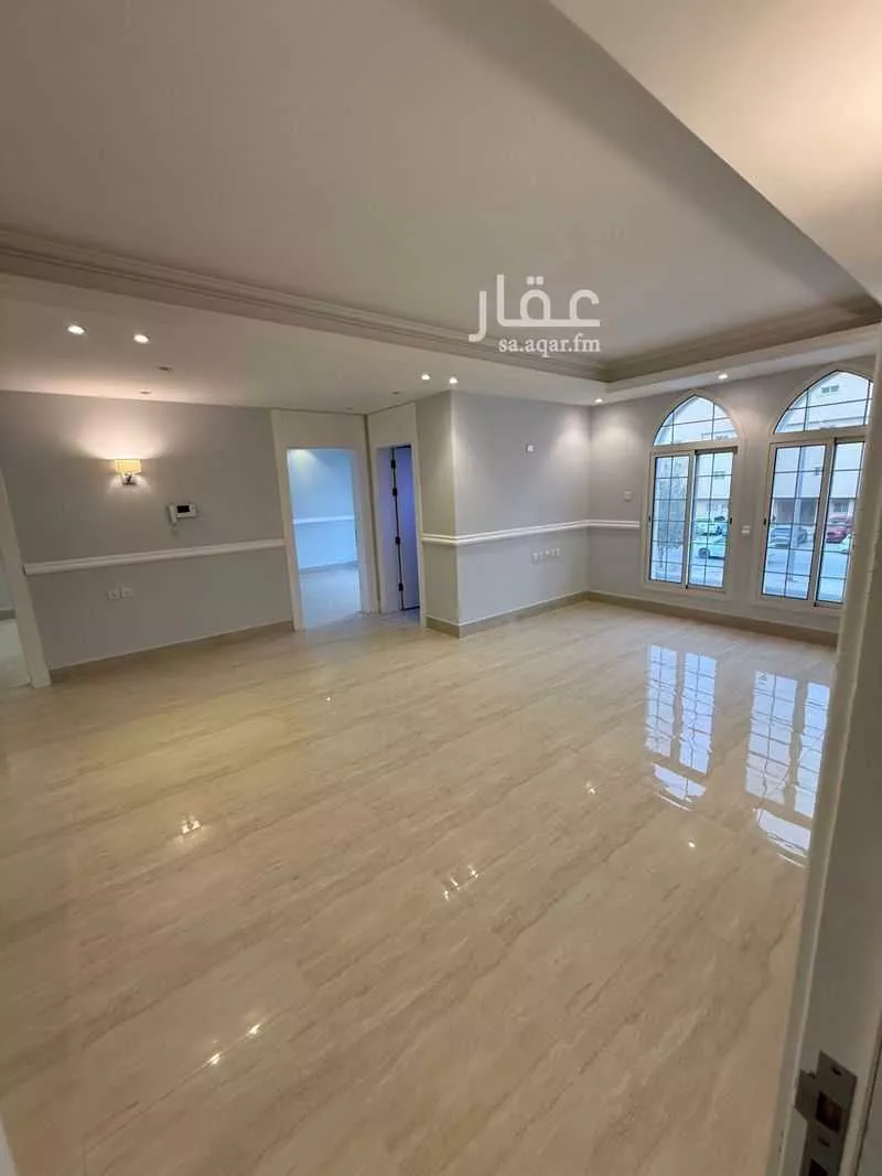 3 bedroom apartment in Al Aqiq 2