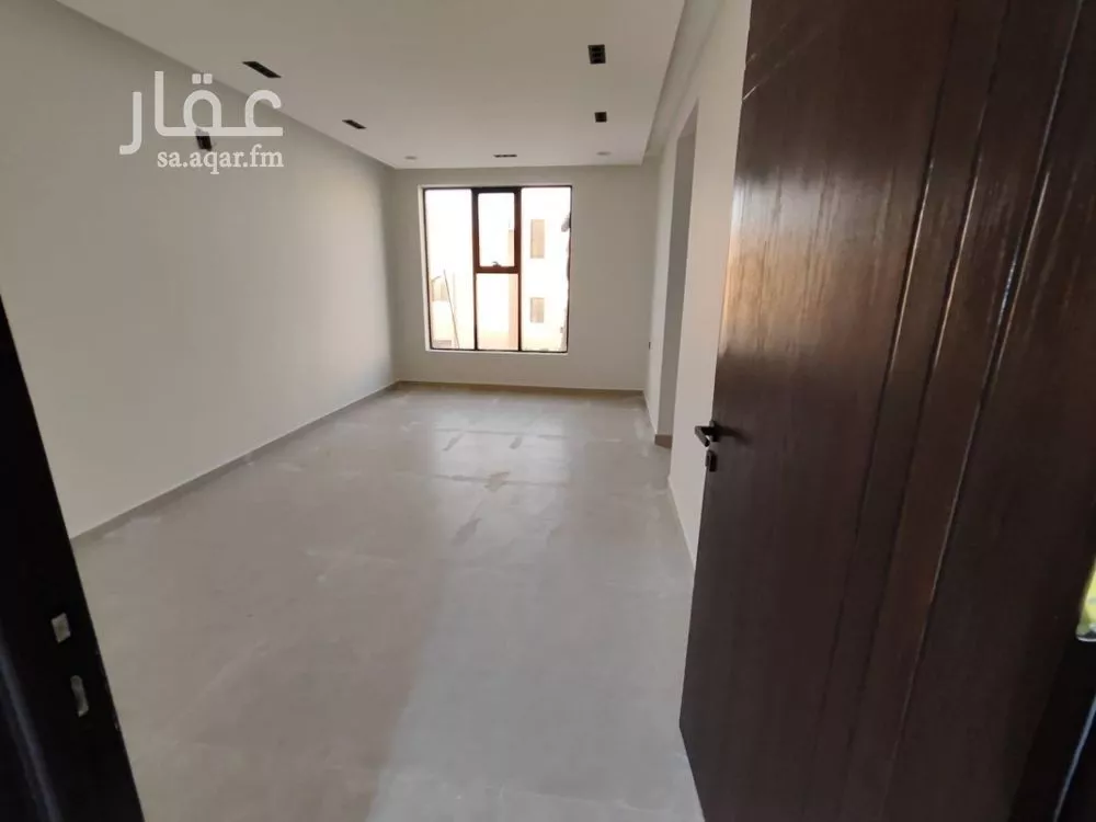 فيلا 6 غرف في العريجاء الوسطى 14