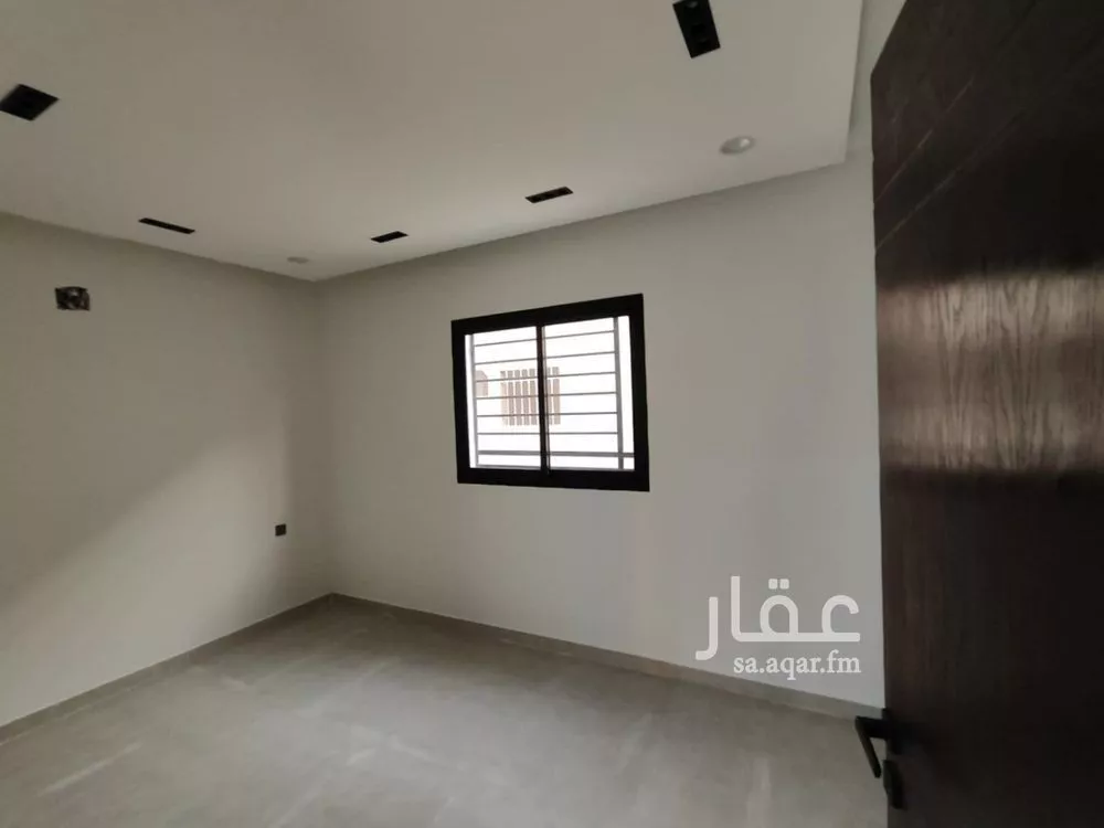 فيلا 6 غرف في العريجاء الوسطى 18