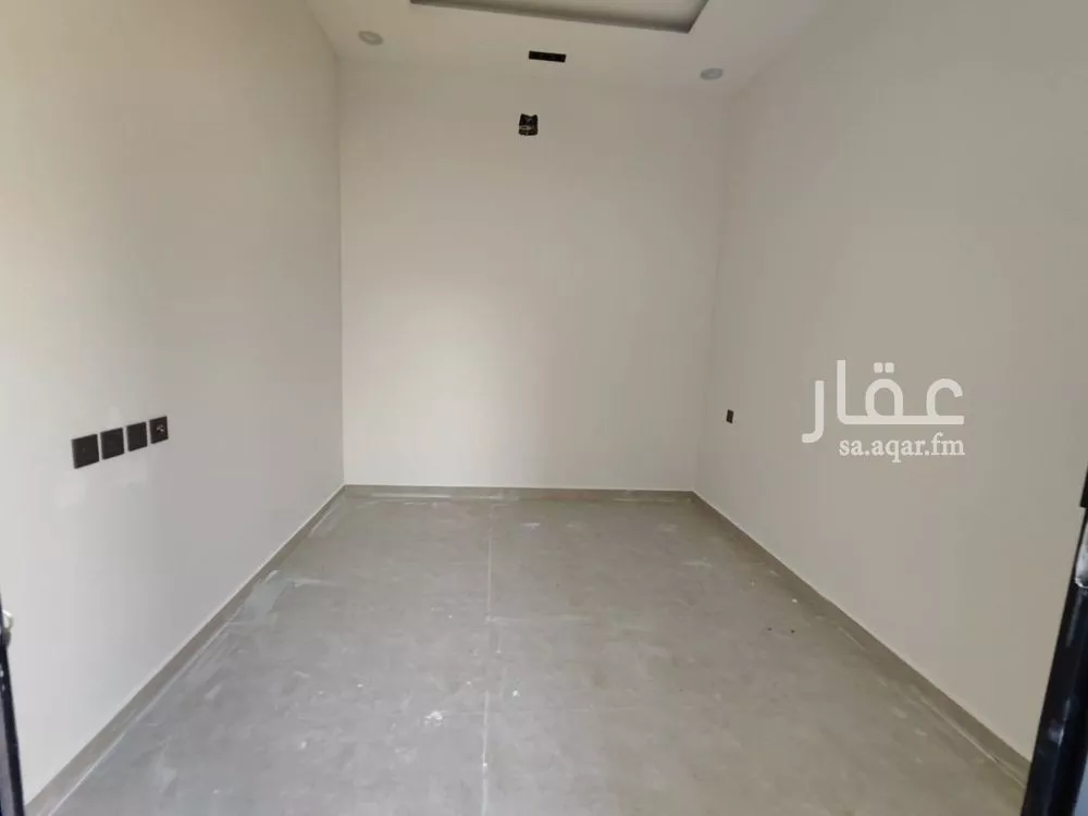 فيلا 6 غرف في العريجاء الوسطى 20