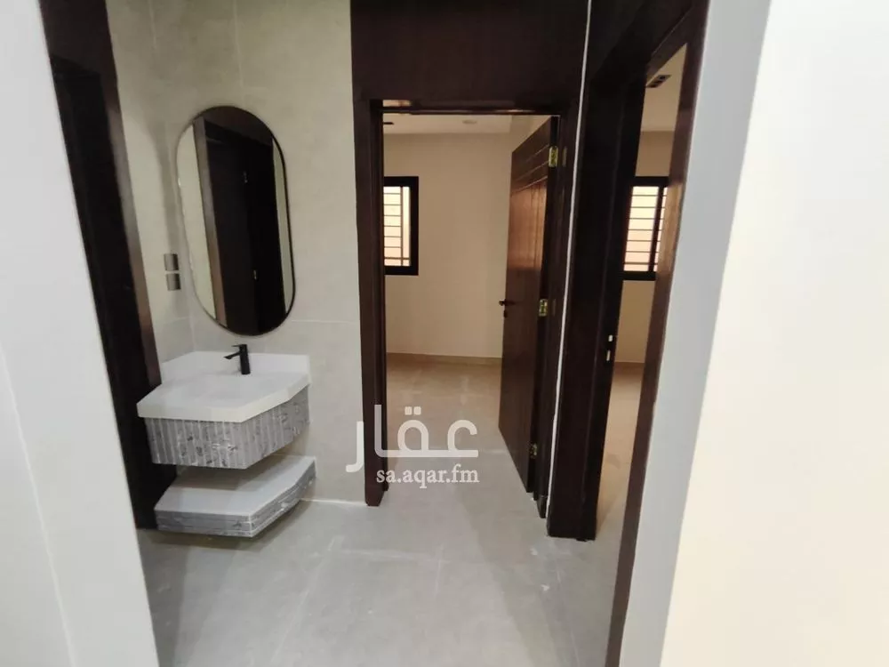 فيلا 6 غرف في العريجاء الوسطى 23