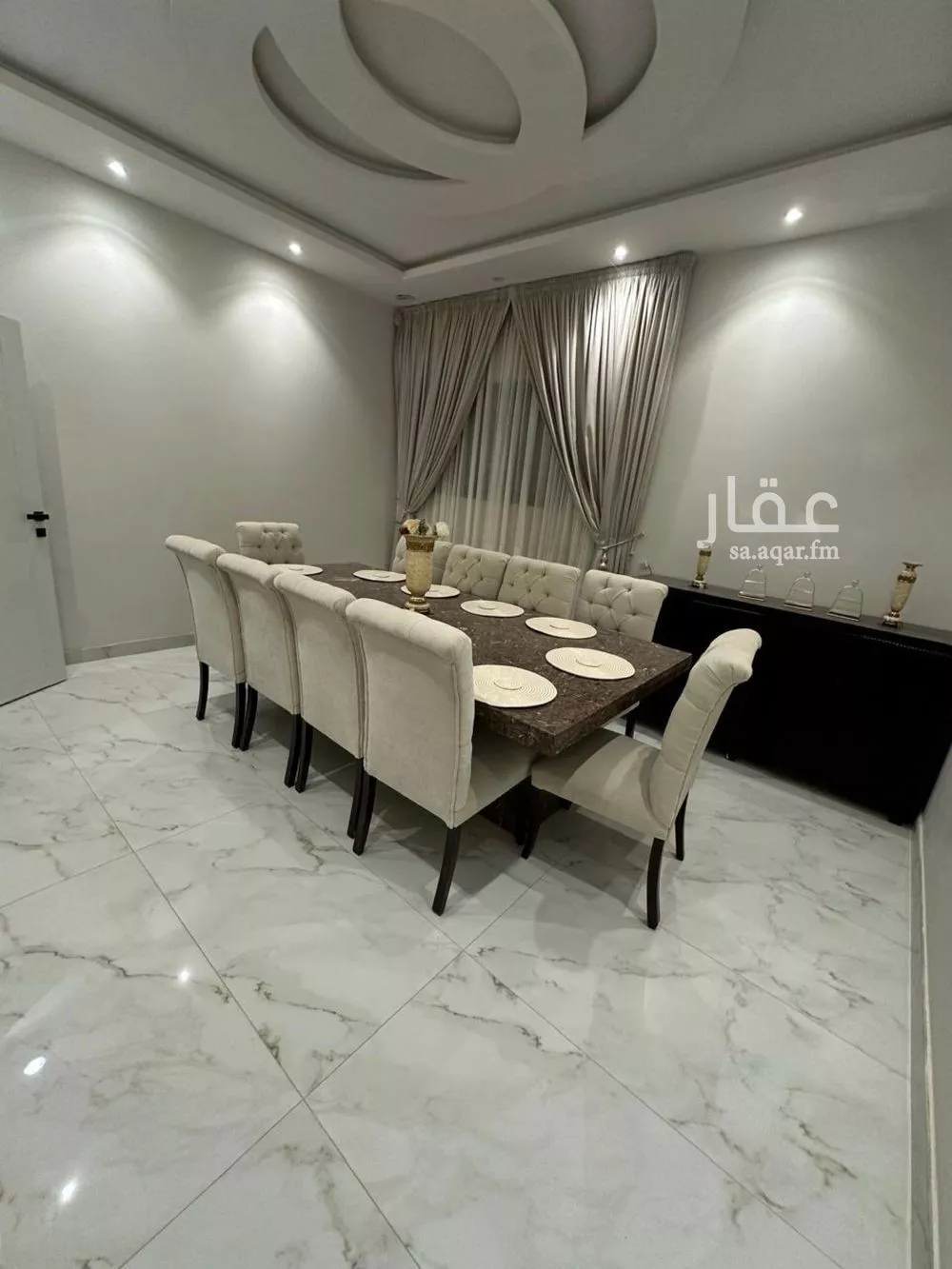 6 bedroom apartment in Al Aridh 3