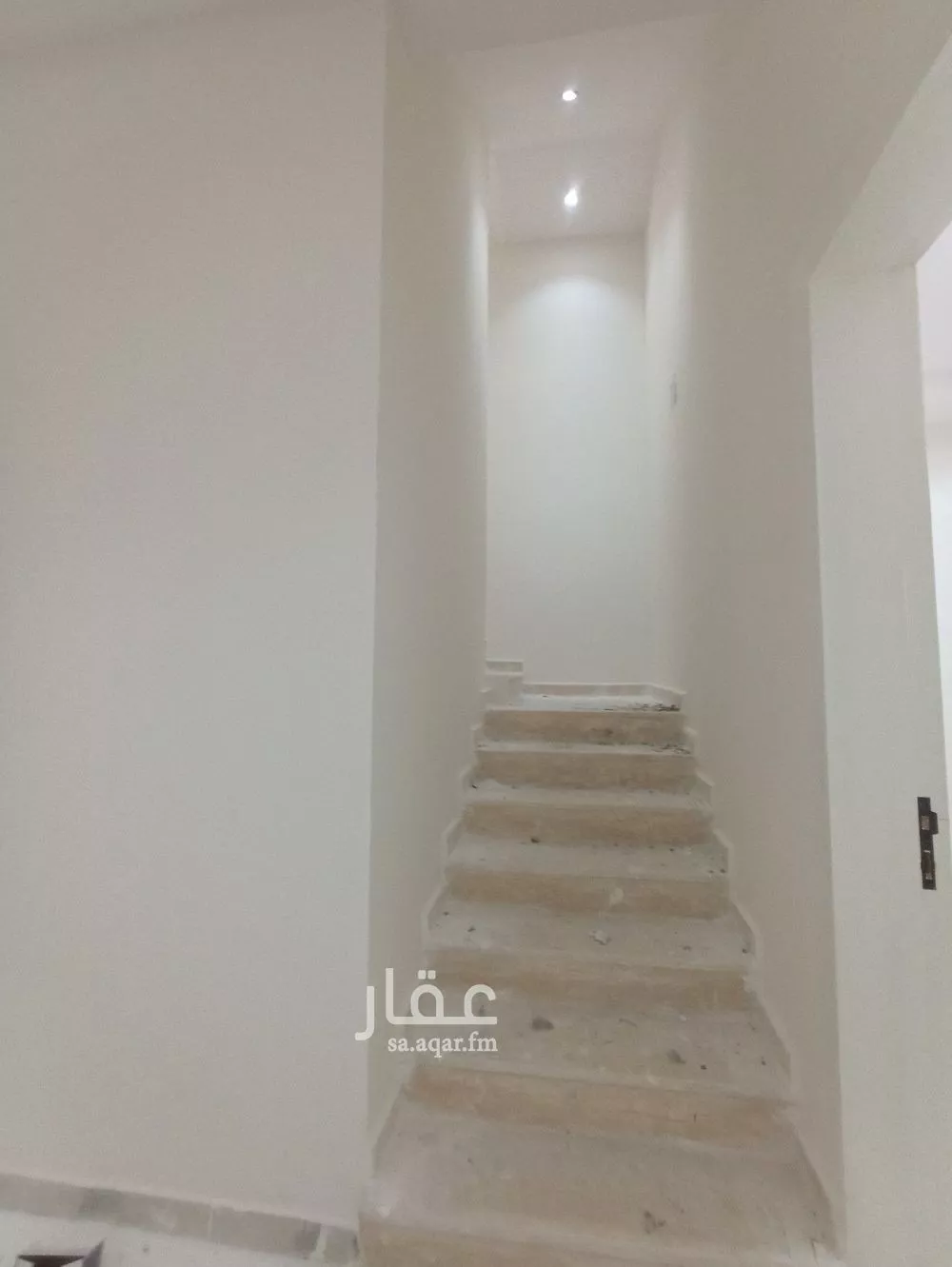 6 bedroom villa in Al Uraija Al Gharbiyah 14
