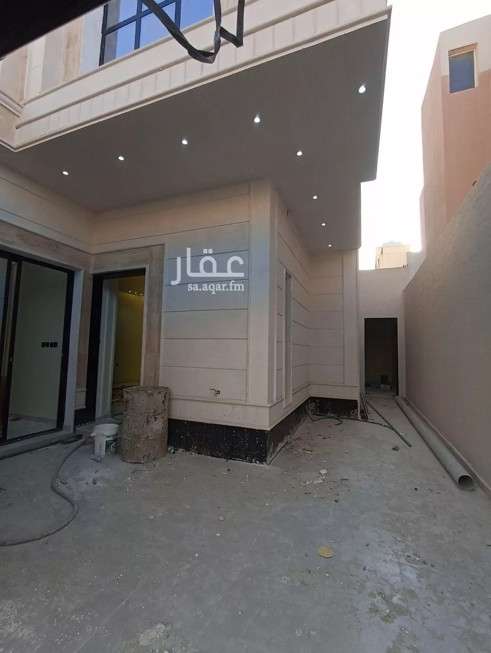 6 bedroom villa in Al Uraija Al Gharbiyah 4