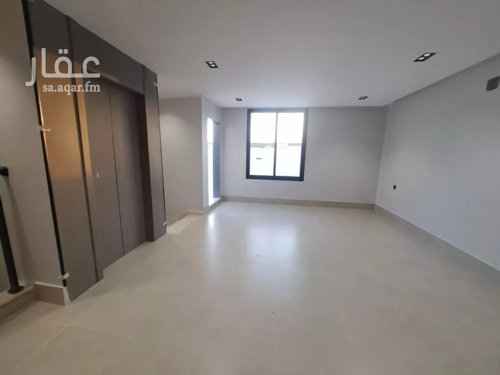 6 bedroom villa in Al Uraija Al Gharbiyah 8
