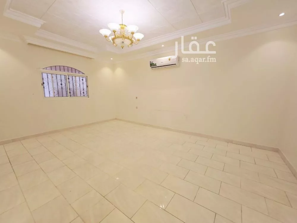 فيلا 4 غرف في النفل 14