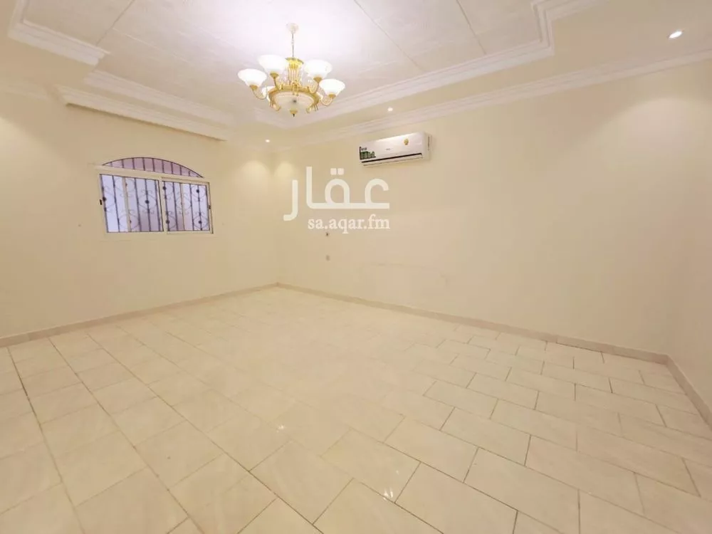فيلا 4 غرف في النفل 23