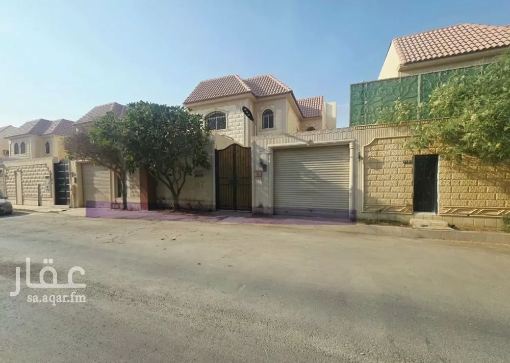 فيلا 4 غرف في النفل 6