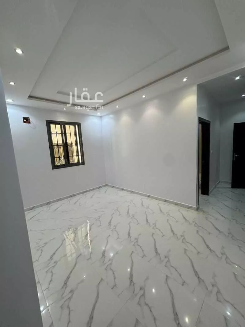 3 bedroom floor in Al Rimal 2