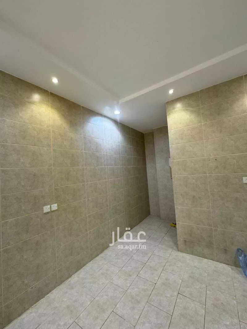 3 bedroom floor in Al Rimal 6
