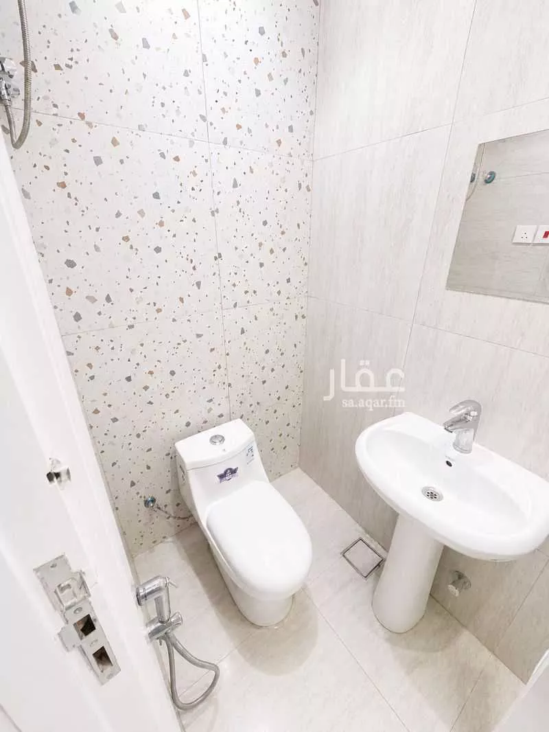 شقة 1 غرف في جرير 12