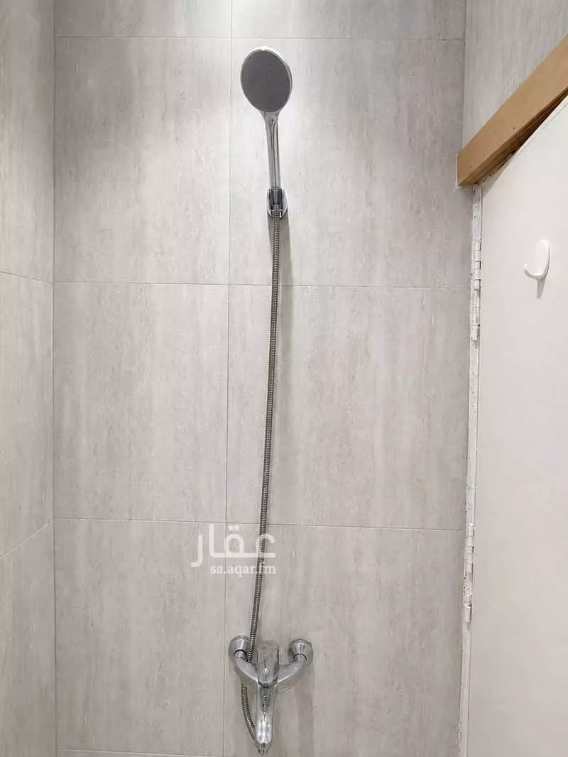 1 bedroom apartment in Jarir 6