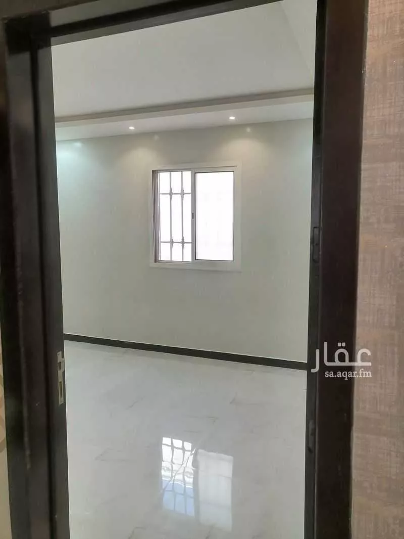 2 bedroom floor in Dirab 11