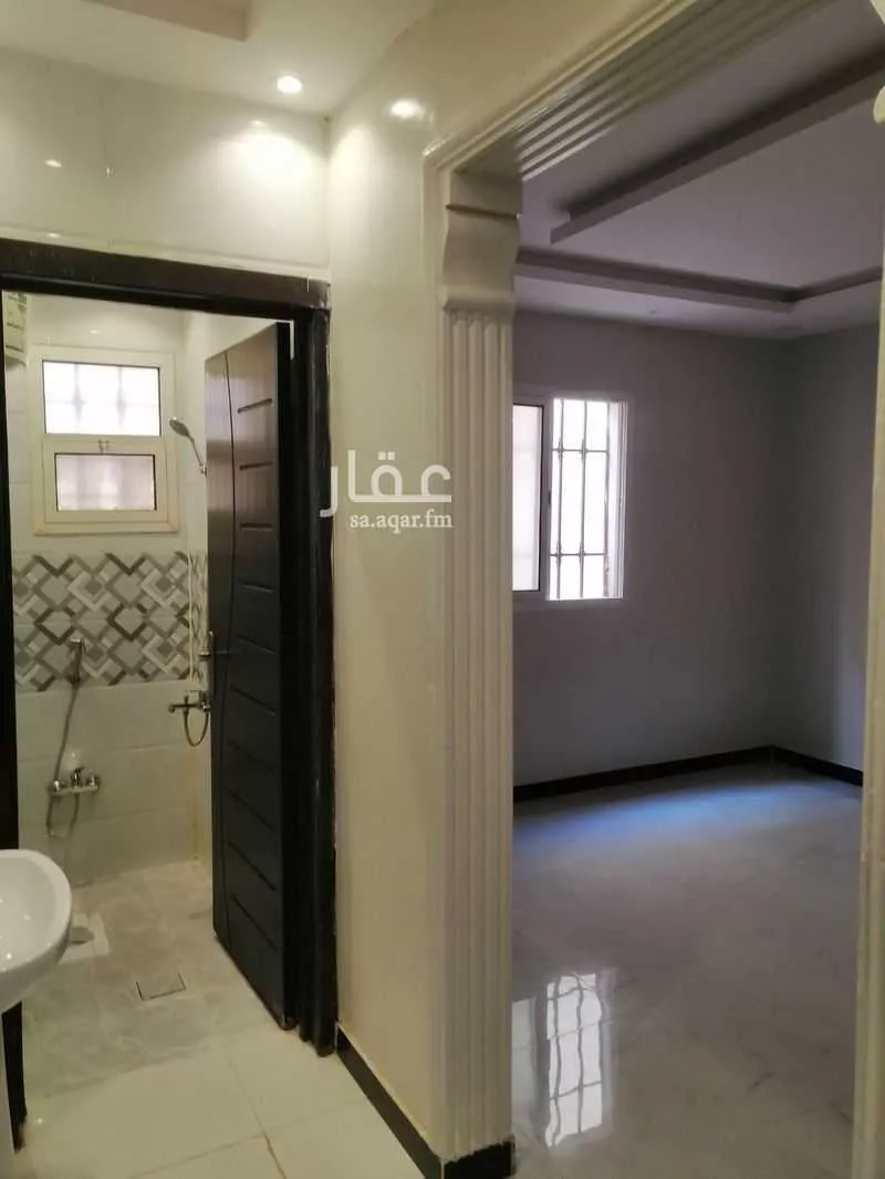 2 bedroom floor in Dirab 8