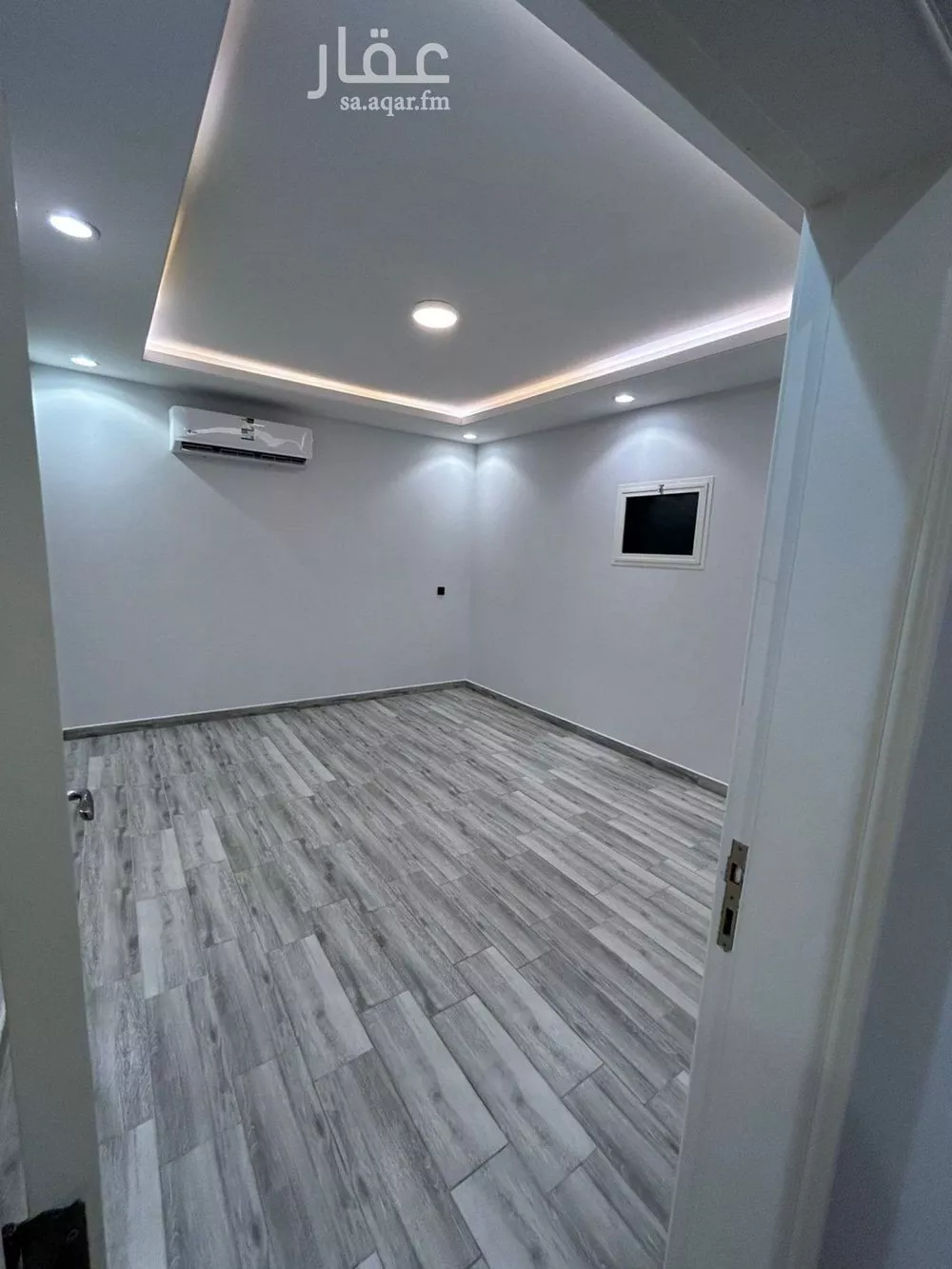 5 bedroom floor in Al Yasmin 8