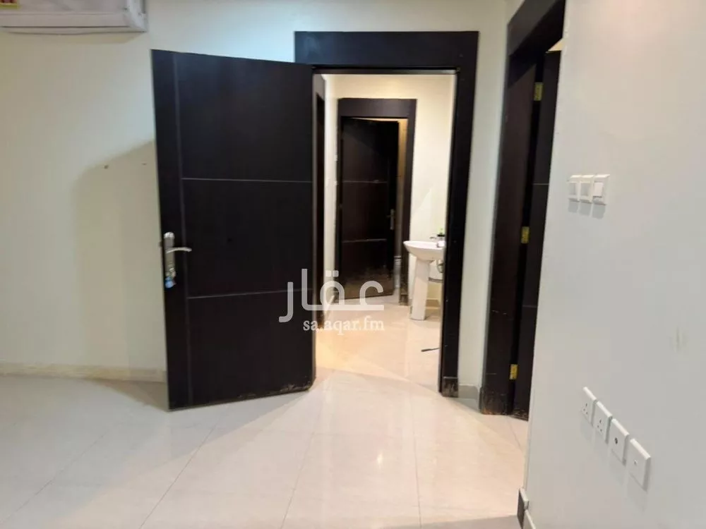 5 bedroom floor in Al Yasmin 6