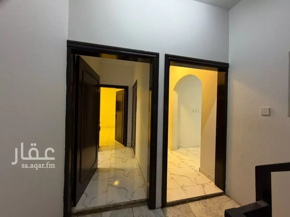 دور 4 غرف في الخليج 3