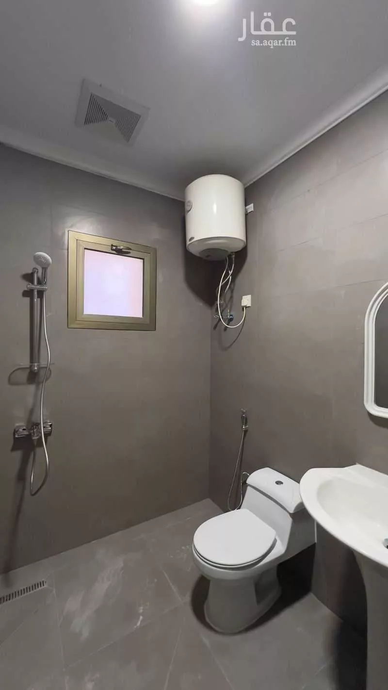 3 bedroom apartment in Al Jamiah 10