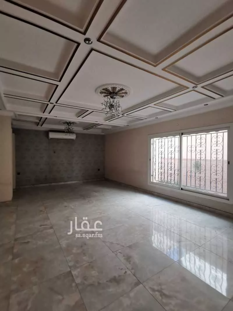 فيلا 6 غرف في الملك فيصل 8