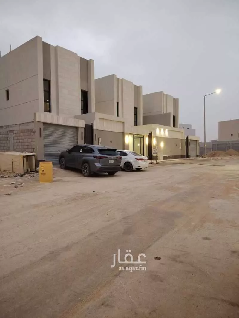 فيلا 4 غرف في الجنادرية 2