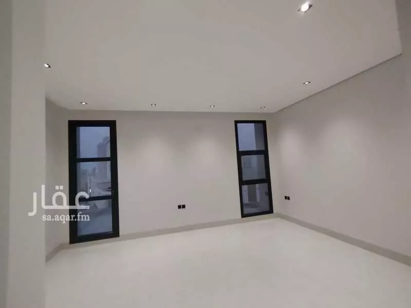 فيلا 4 غرف في الجنادرية 5