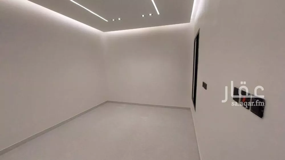 فيلا 5 غرف في بدر 6
