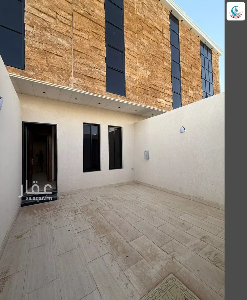 7 bedroom villa in Al Rimal 2