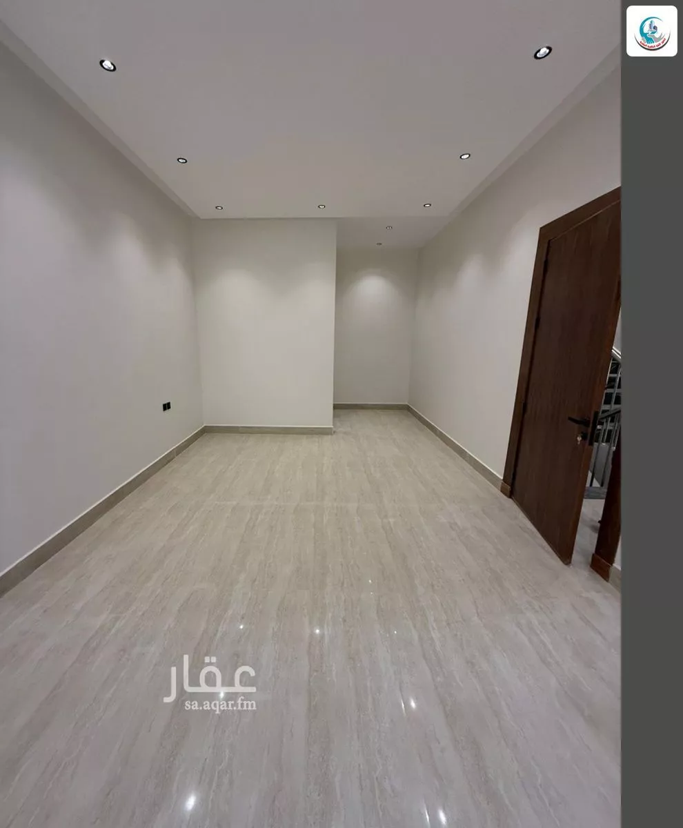 7 bedroom villa in Al Rimal 12