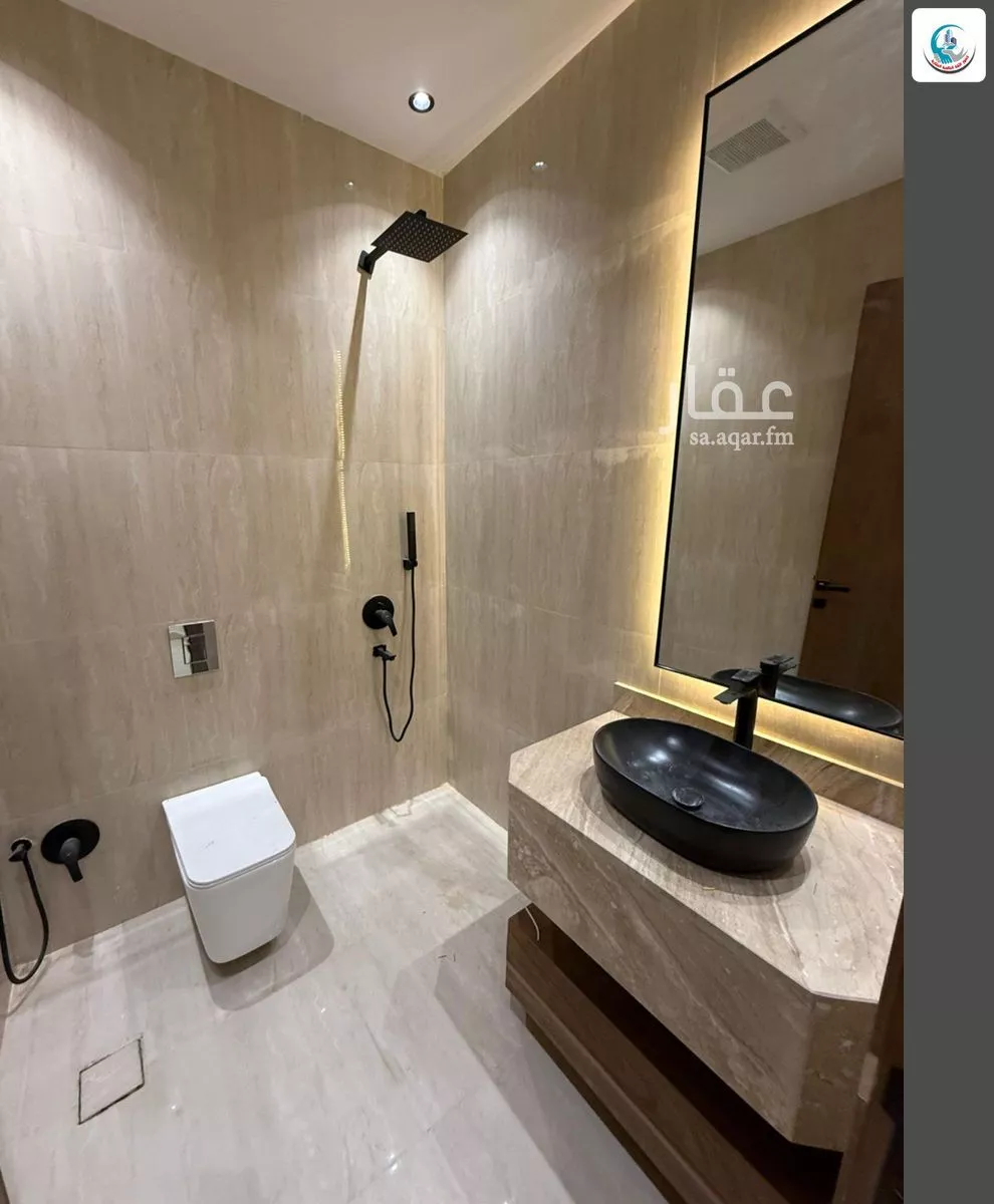 7 bedroom villa in Al Rimal 16