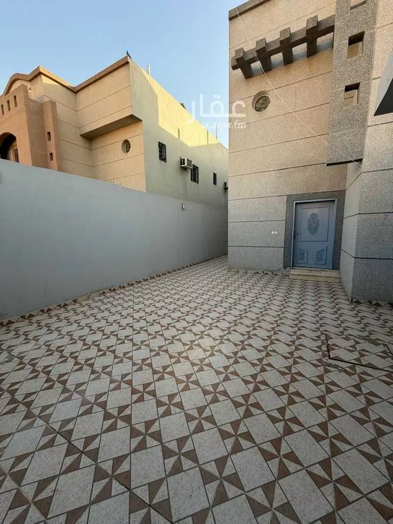 فيلا 7 غرف في الدار البيضاء 2