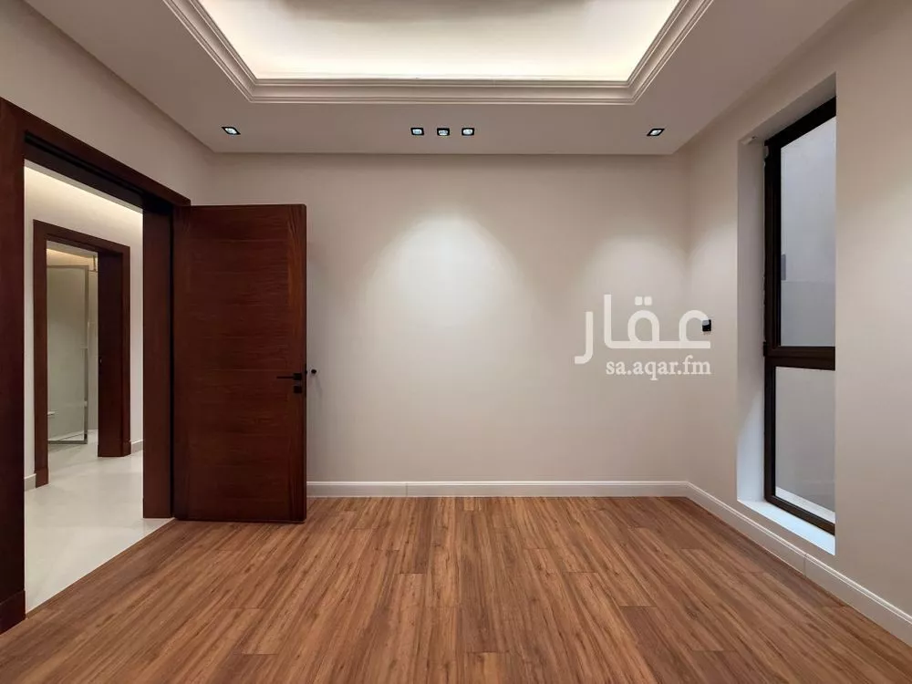 فيلا 3 غرف في الملقا 15