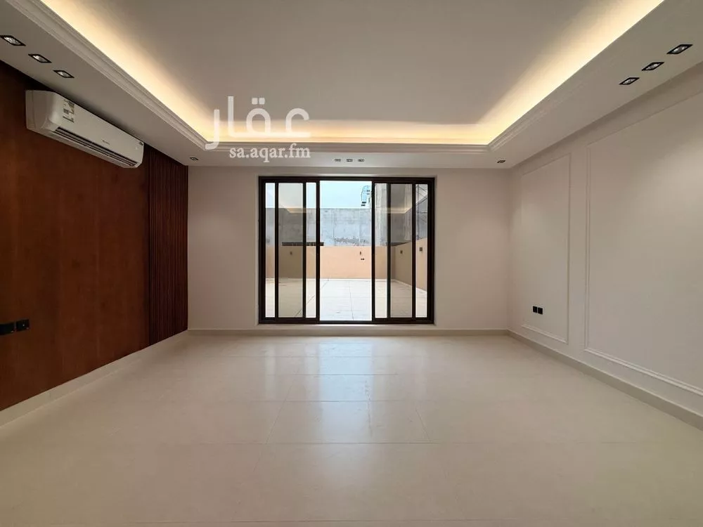 فيلا 3 غرف في الملقا 26