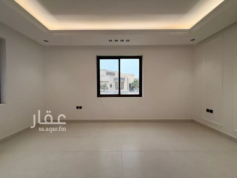 فيلا 3 غرف في الملقا 4