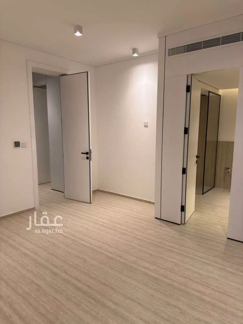 فيلا 3 غرف في العارض 13