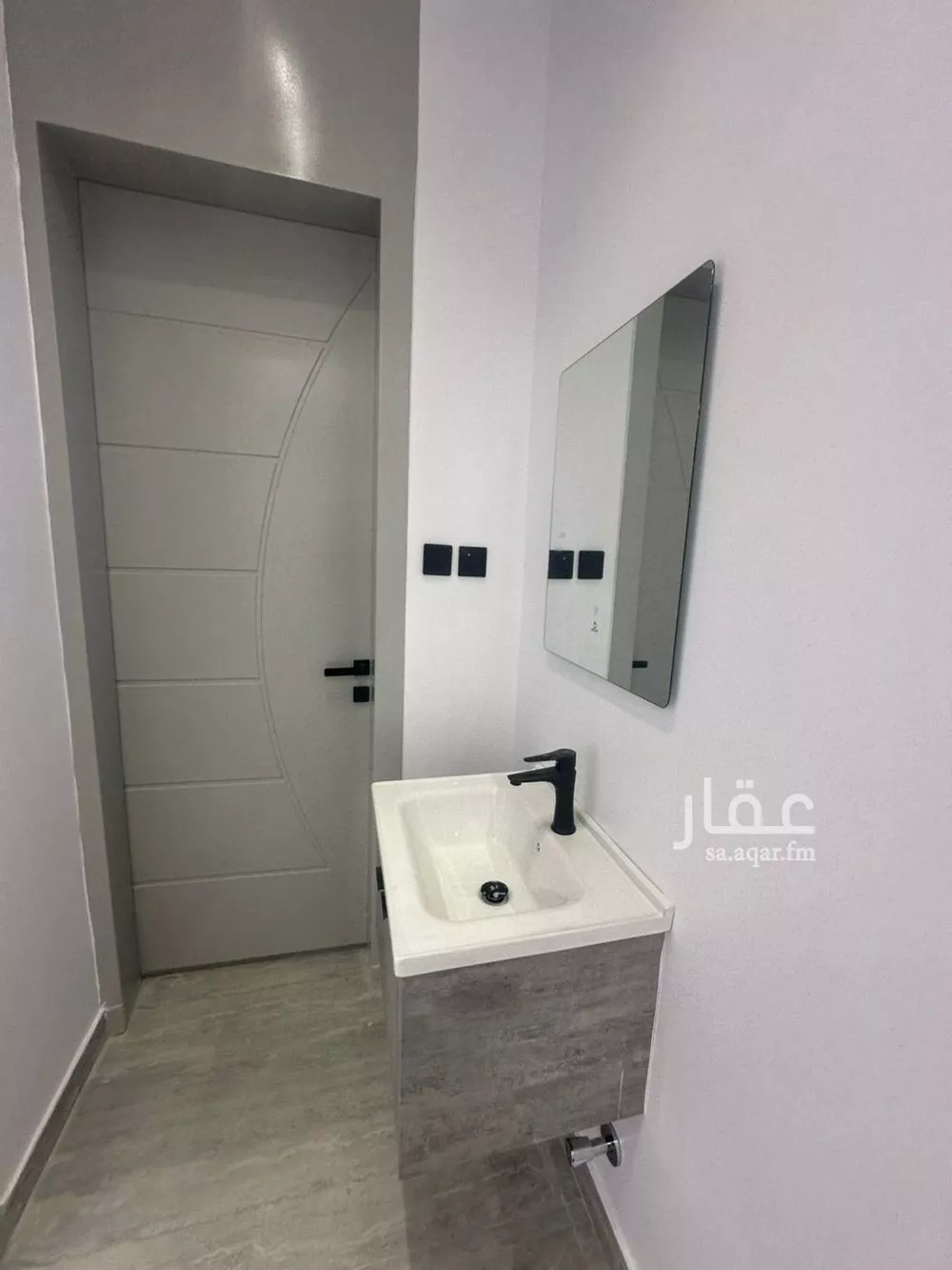 شقة 4 غرف في ظهرة نمار 8