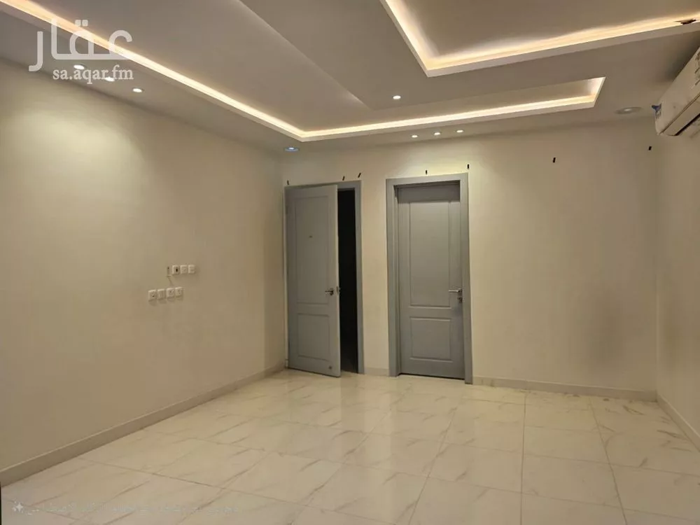 10 bedroom villa in Al Rimal 11