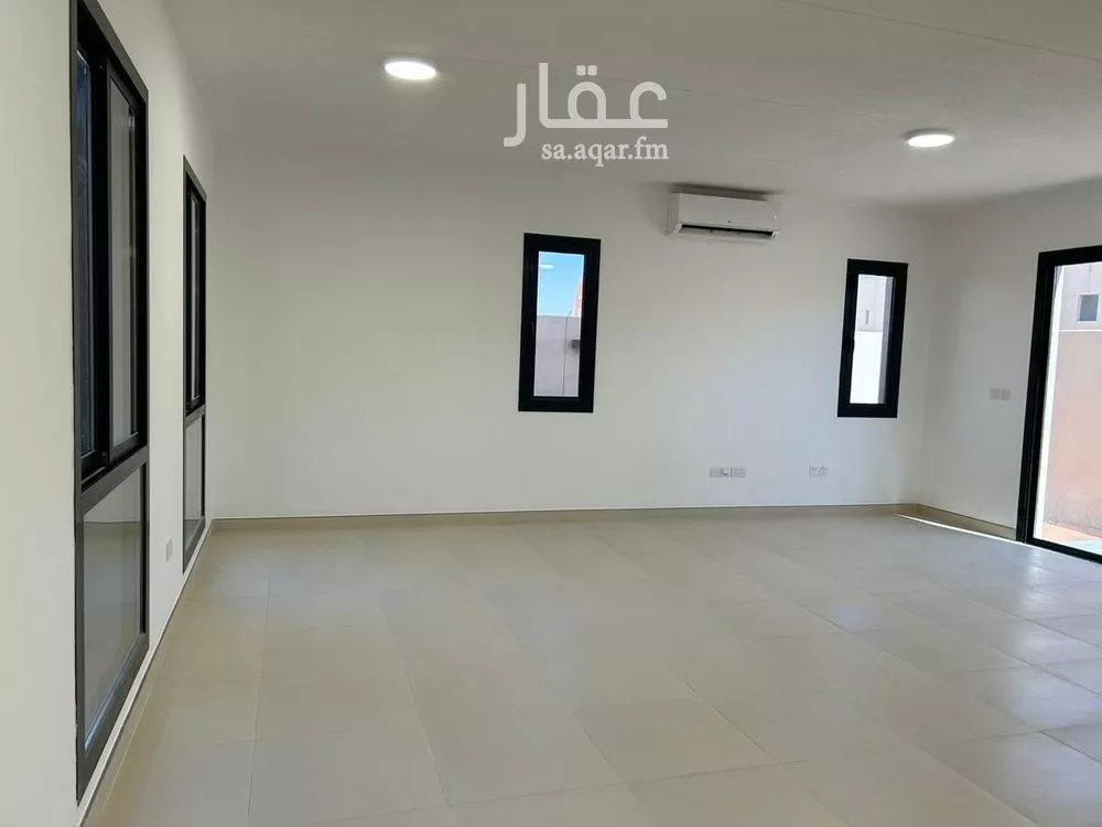 6 bedroom villa in Sidrah 13