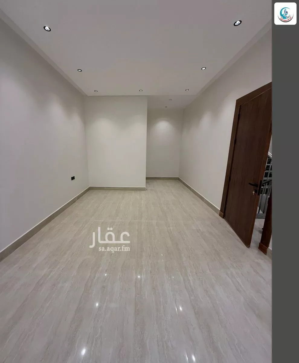 7 bedroom villa in Al Rimal 12