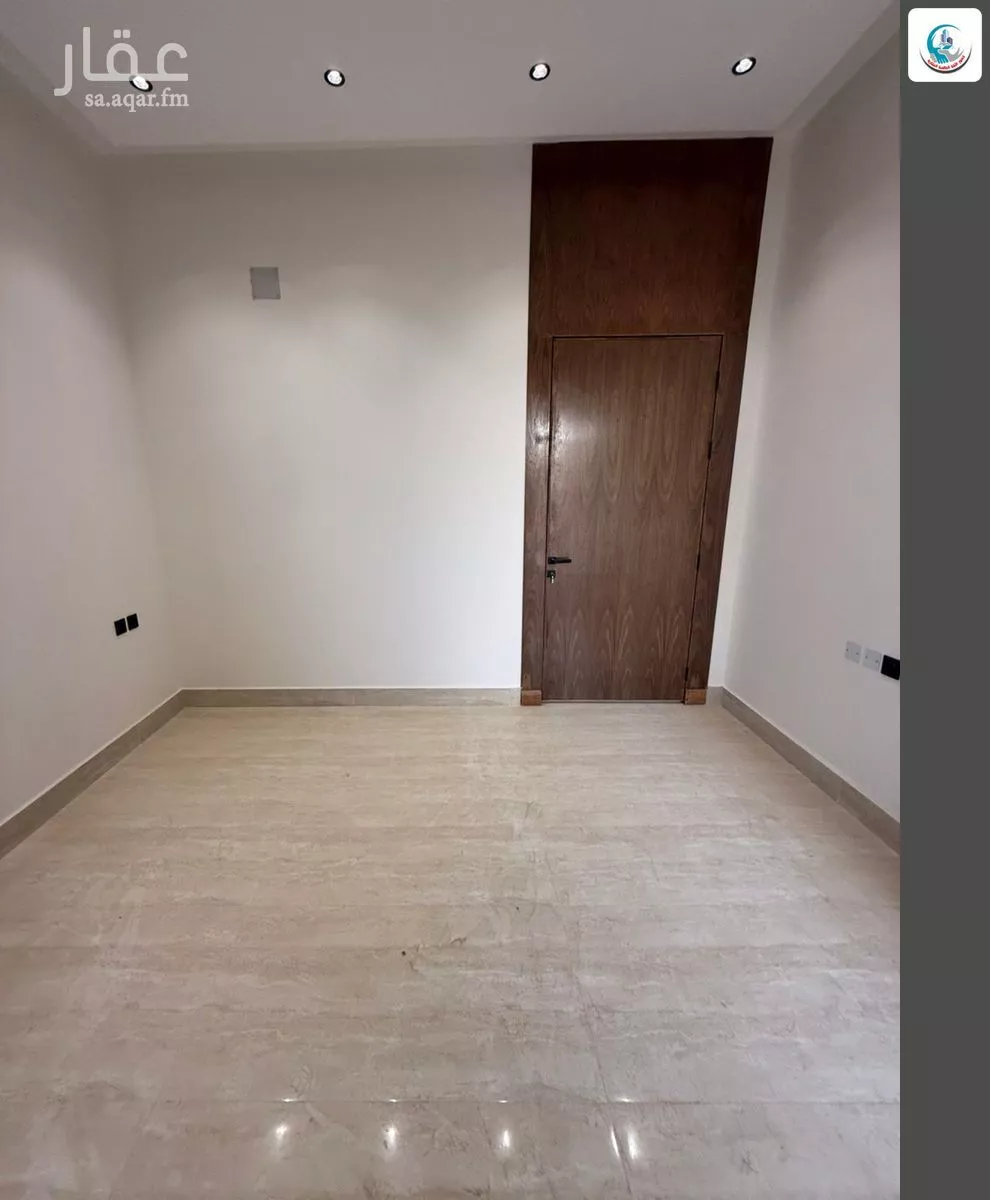 7 bedroom villa in Al Rimal 7