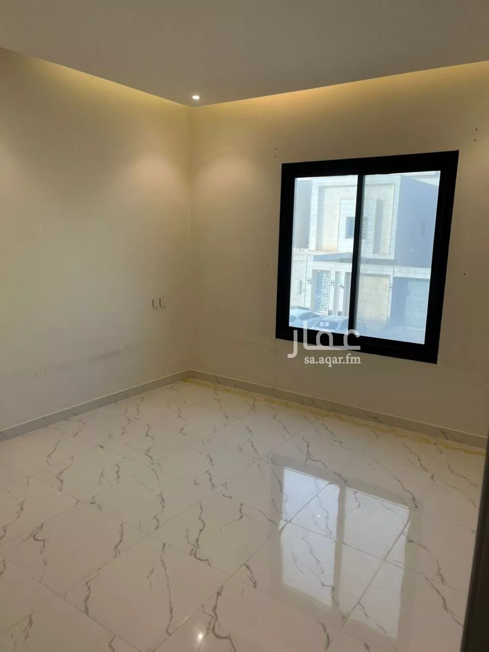 دور 5 غرف في عكاظ 10