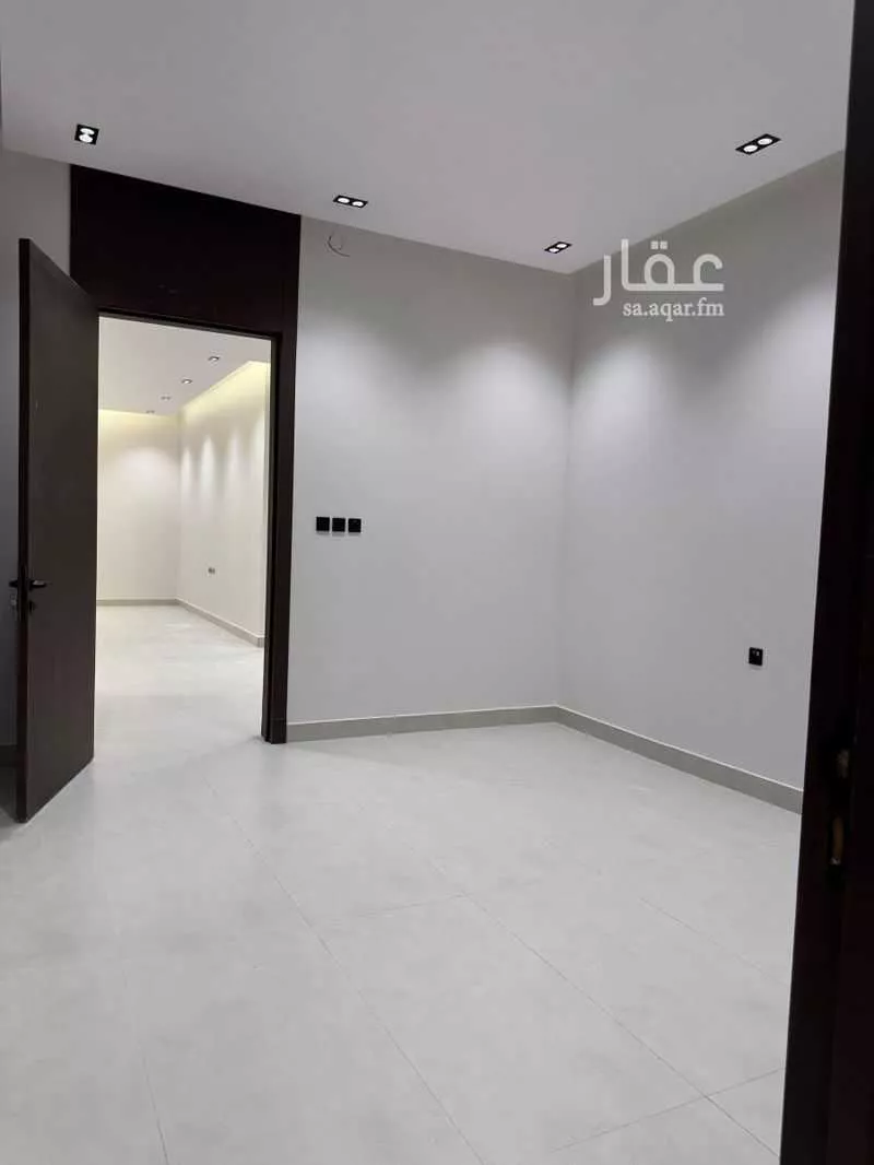 فيلا 6 غرف في الرمال 7