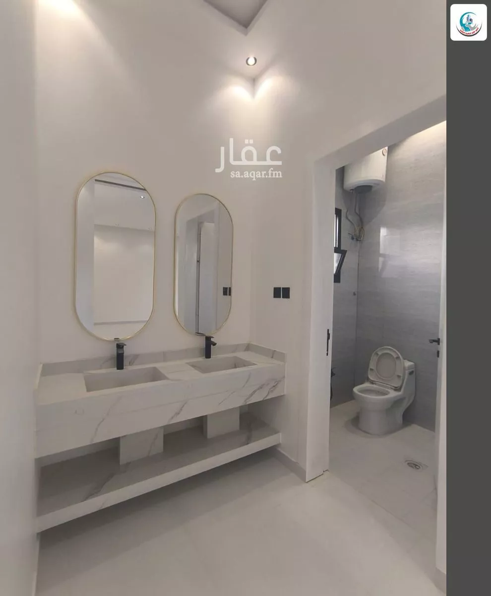 6 bedroom villa in Al Janadriyah 5
