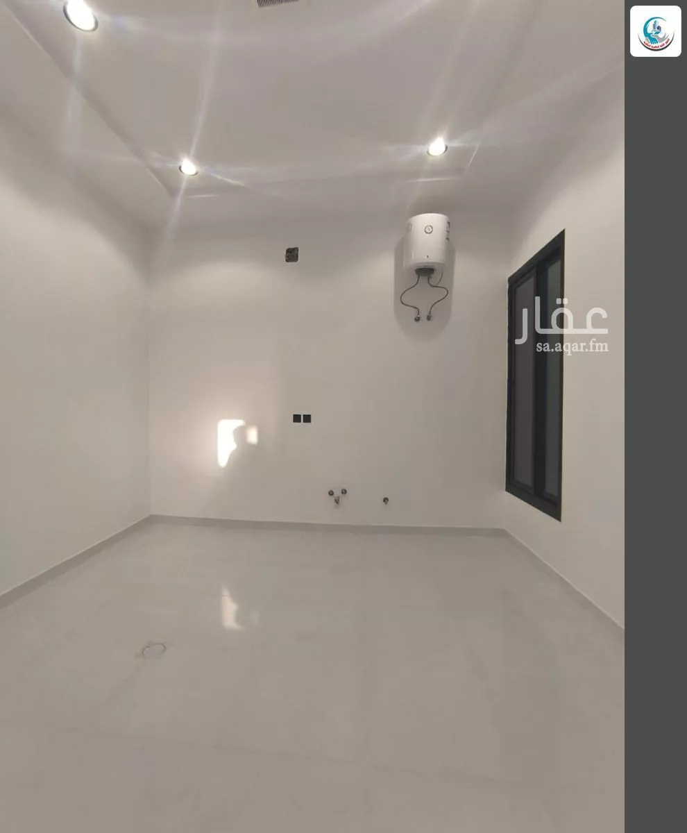 6 bedroom villa in Al Janadriyah 10