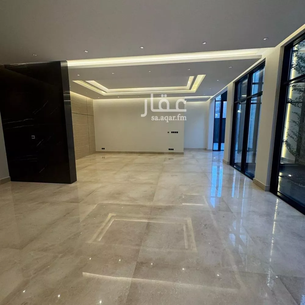 5 bedroom villa in Al Malqa 13