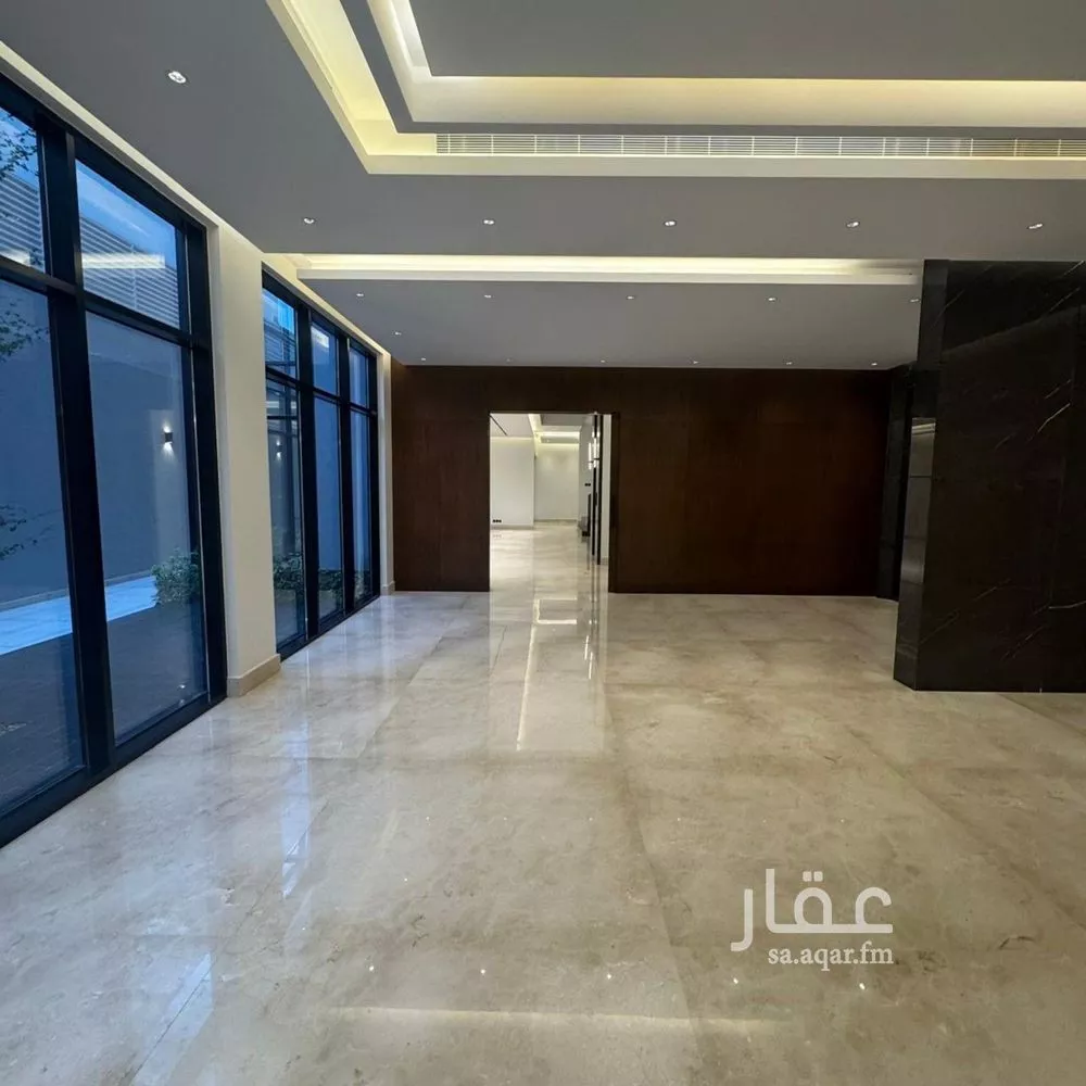 5 bedroom villa in Al Malqa 22
