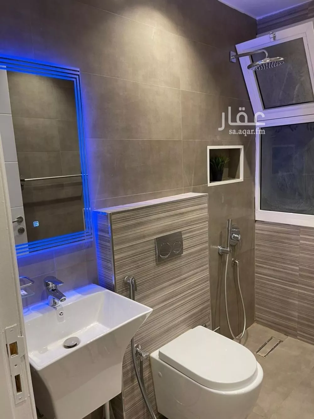 8 bedroom villa in Al Yasmin 2